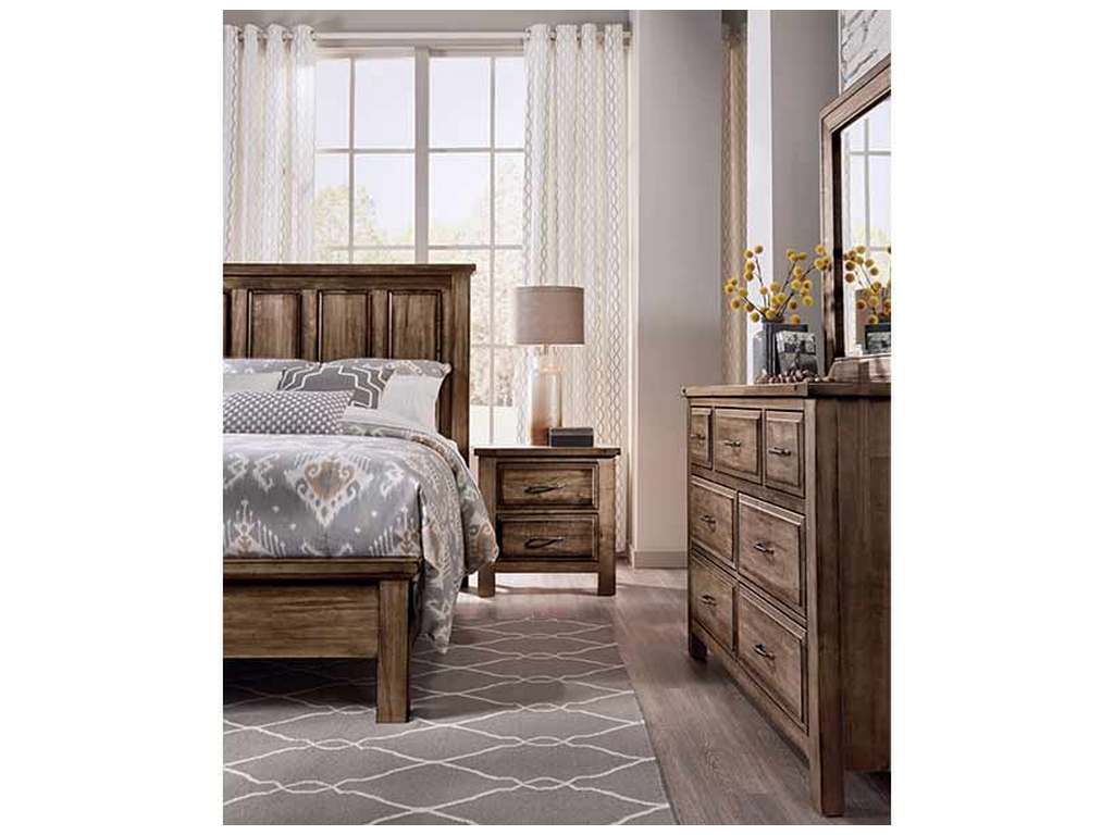 Artisan and Post 117-559-955-722 Maple Road Queen Mansion Bed with Low Profile Footboard Maple Syrup Artisan and Post 117-559-955-722 Maple Road Queen Mansion Bed with Low Profile Footboard Maple Syrup