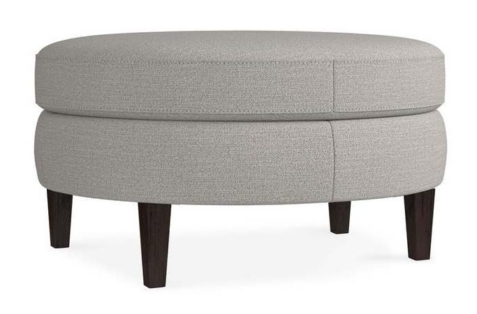 Bassett 1400-3535  Delway Medium Round Ottoman