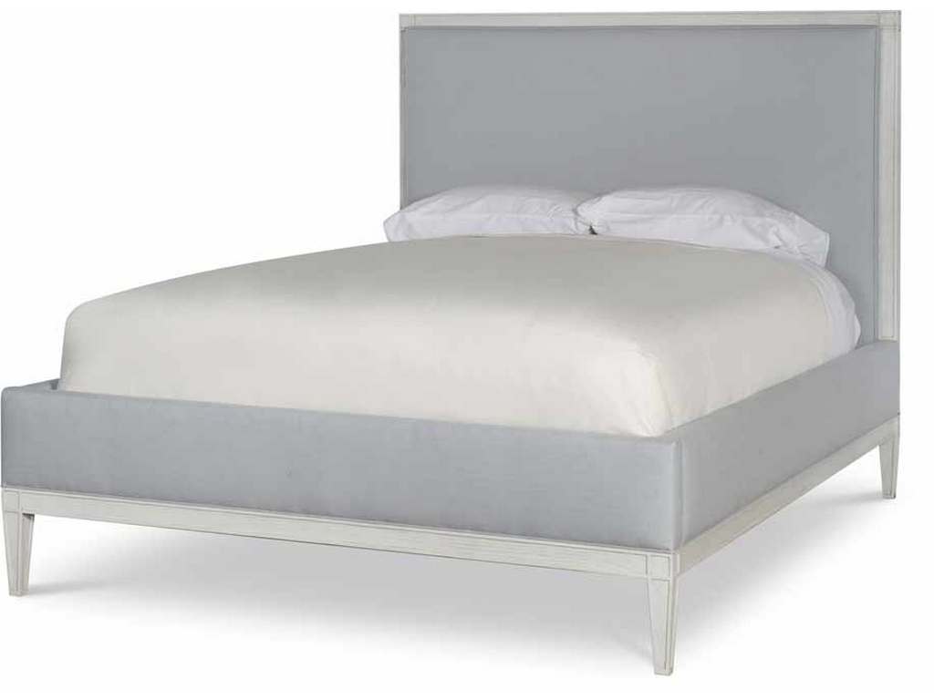 Highland House 5030Q  Blythe Queen Carved Bed