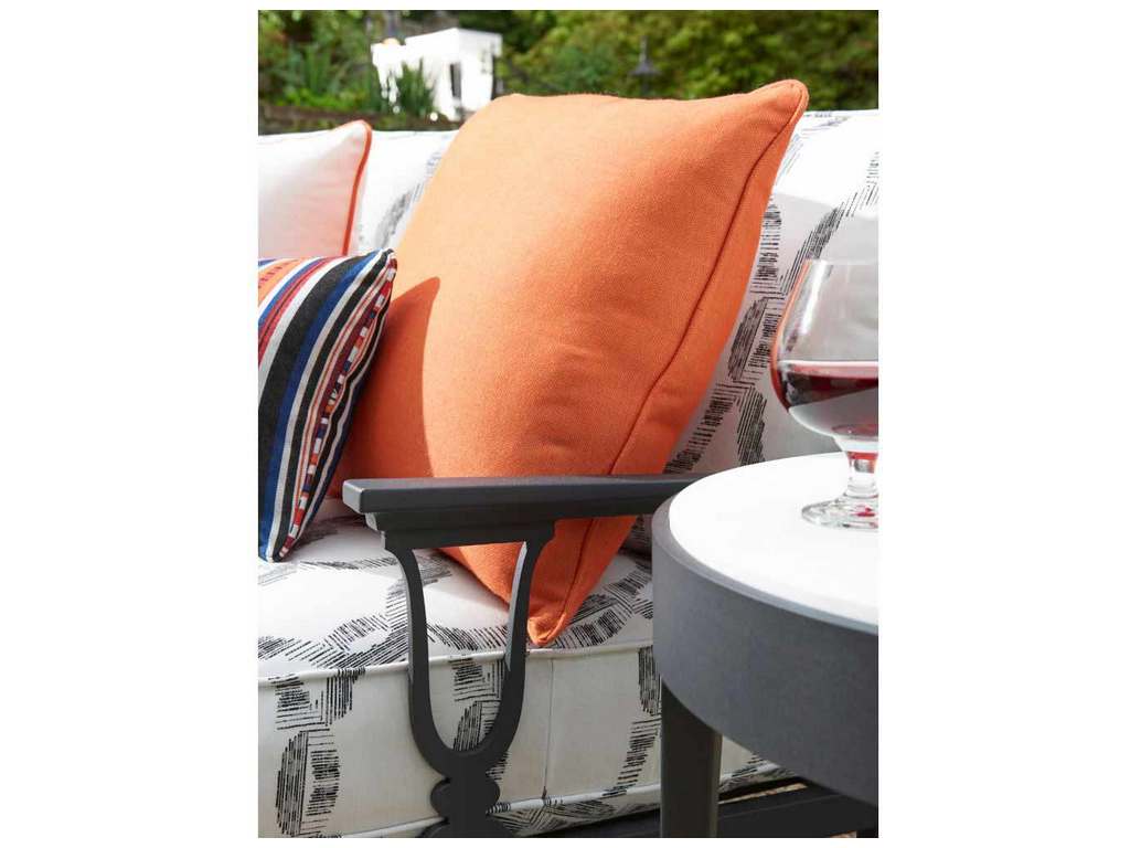 Lane Venture 9231-22 Winterthur Round End Table Lane Venture 9231-22 Winterthur Round End Table