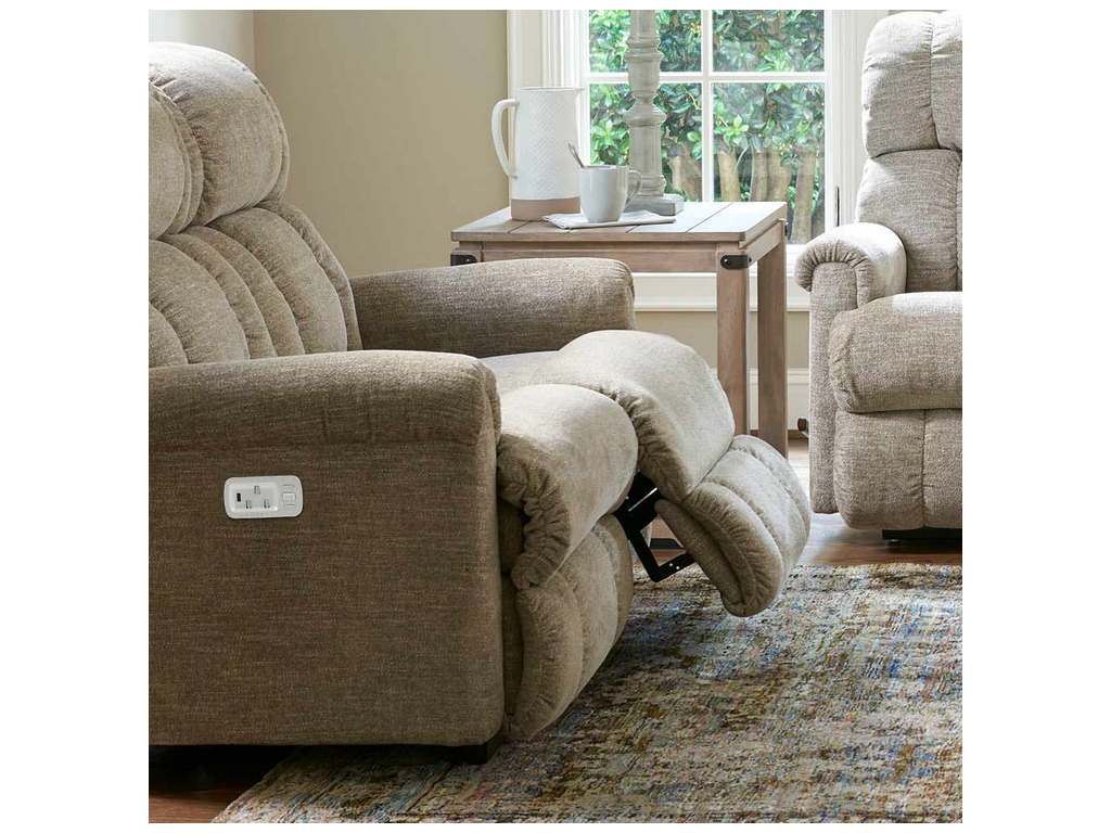Lazboy 32U512  Pinnacle Power Reclining Loveseat with Headrest