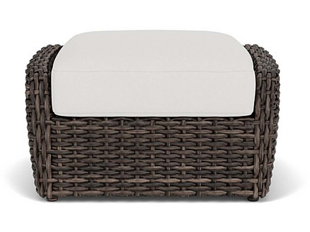 Lloyd Flanders 241017 Largo Ottoman