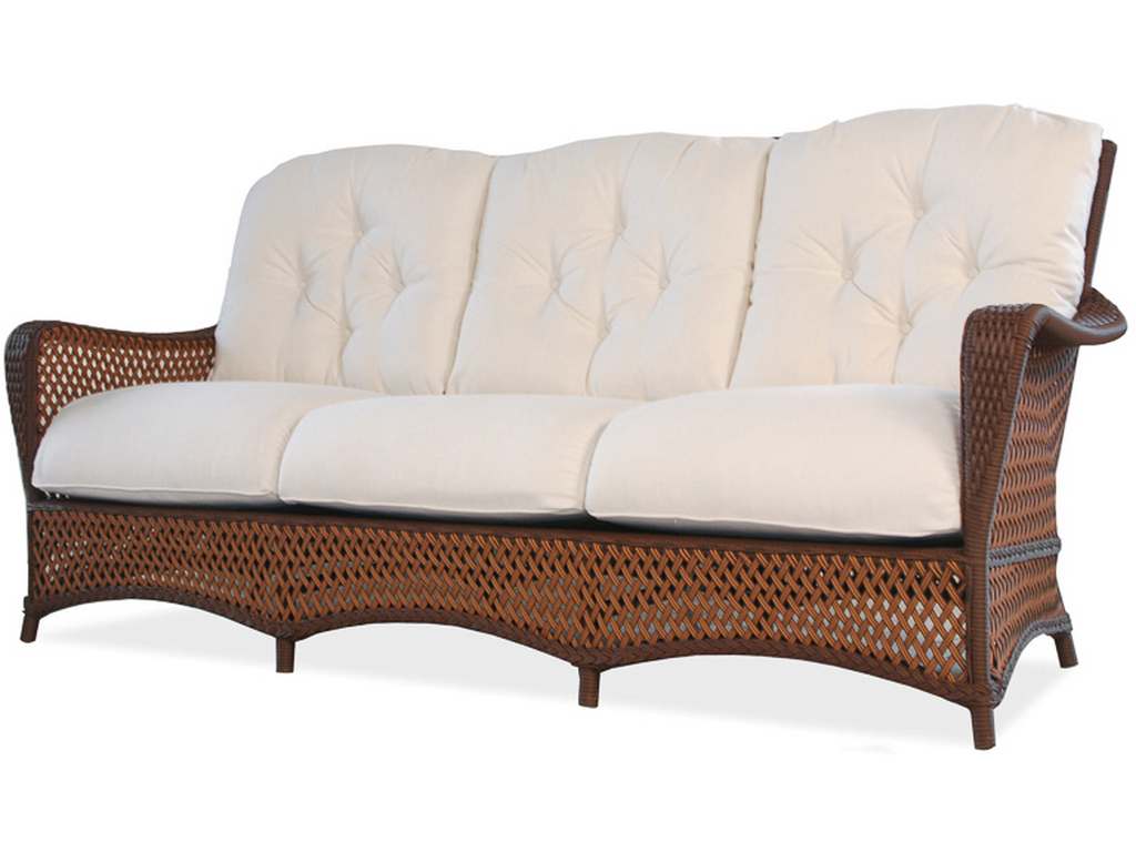 Lloyd Flanders 71355 Grand Traverse Sofa