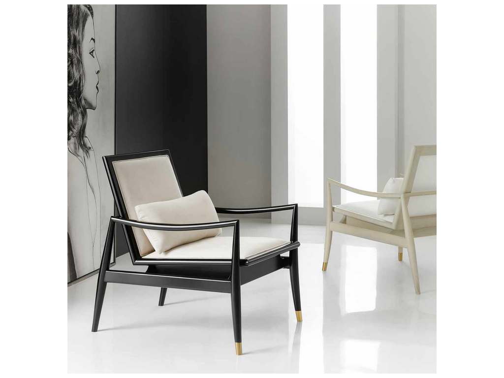 Modern History MH1079F01  Brachisto Chair Ebony