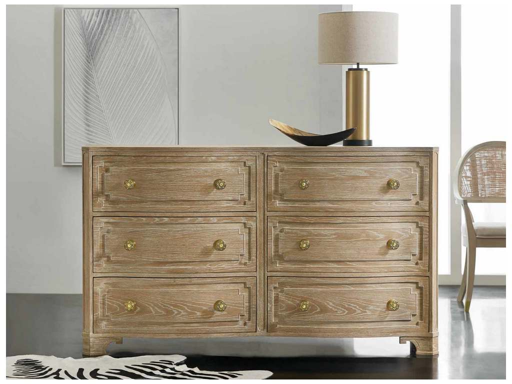 Modern History MH1103F01  Noelle Dresser