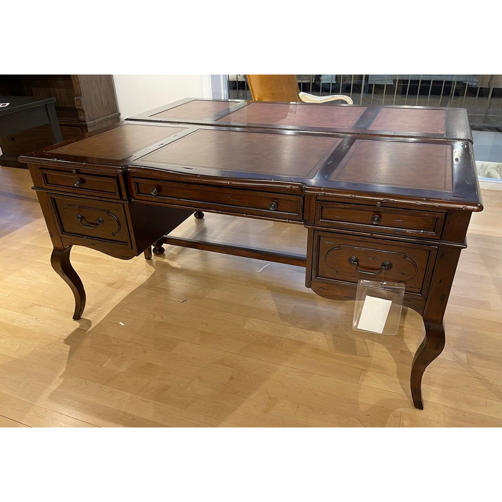 Hekman 8-7241 Executive Writing Desk