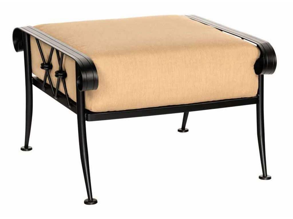 Woodard 4T0086 Derby Ottoman