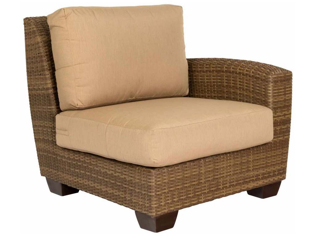 Woodard S523013R Saddleback Right Arm Facing End Unit