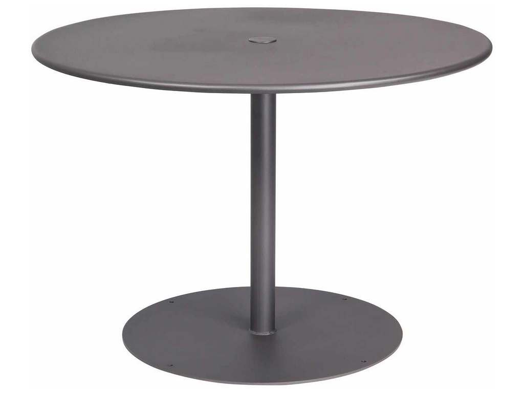 Woodard 13L3RU42  Solid Iron 42 inch Round ADA Umbrella Table with Pedestal Base