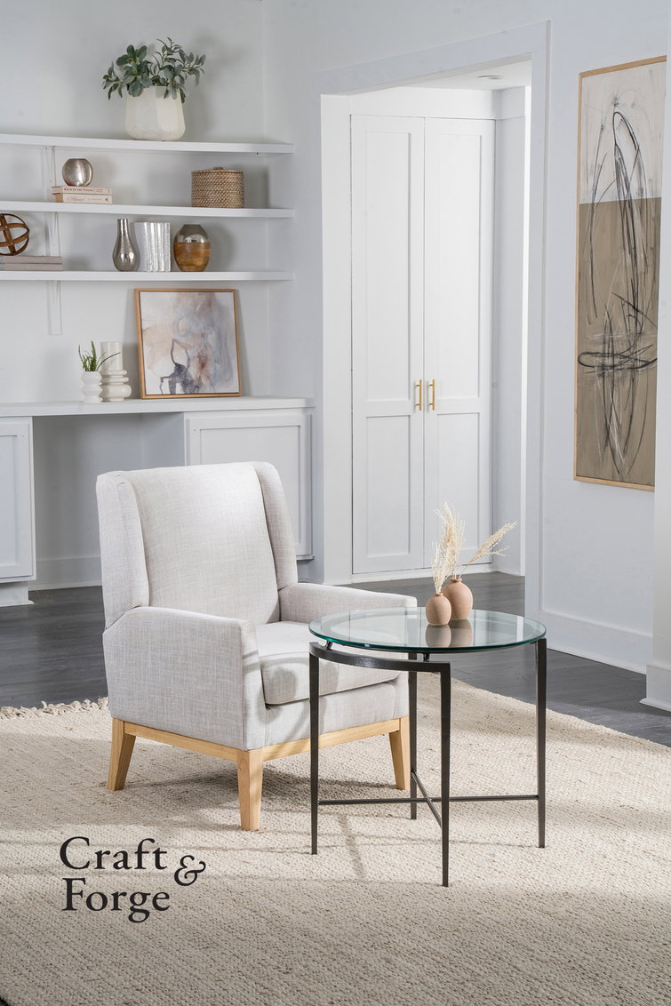 Charleston Forge 7048 Armory Round End Table Charleston Forge 7048 Armory Round End Table