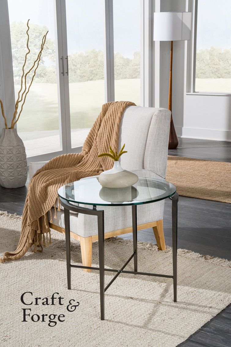 Charleston Forge 7048 Armory Round End Table Charleston Forge 7048 Armory Round End Table