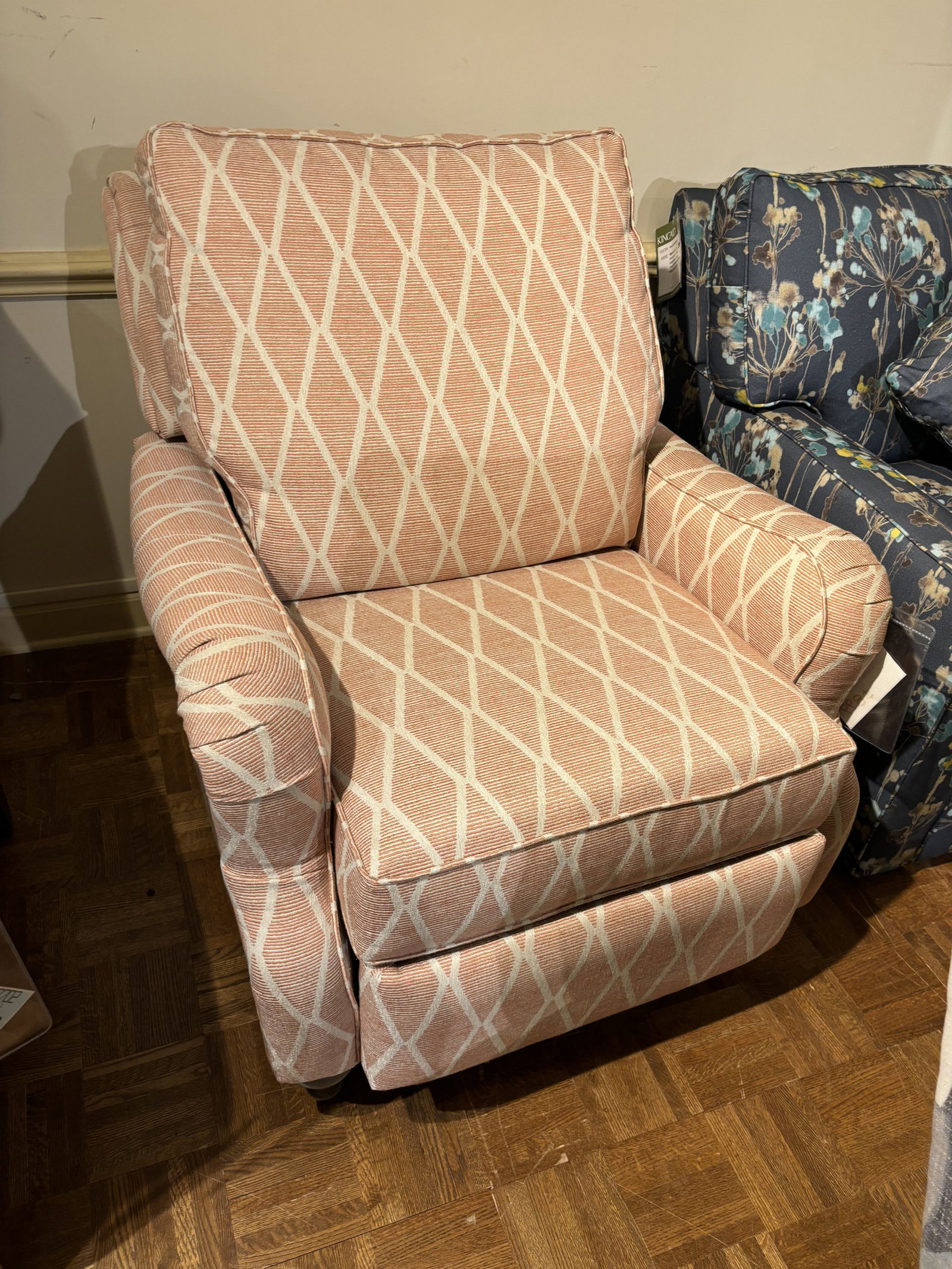 Bassett 3544-3R Oxford Living Room Recliner