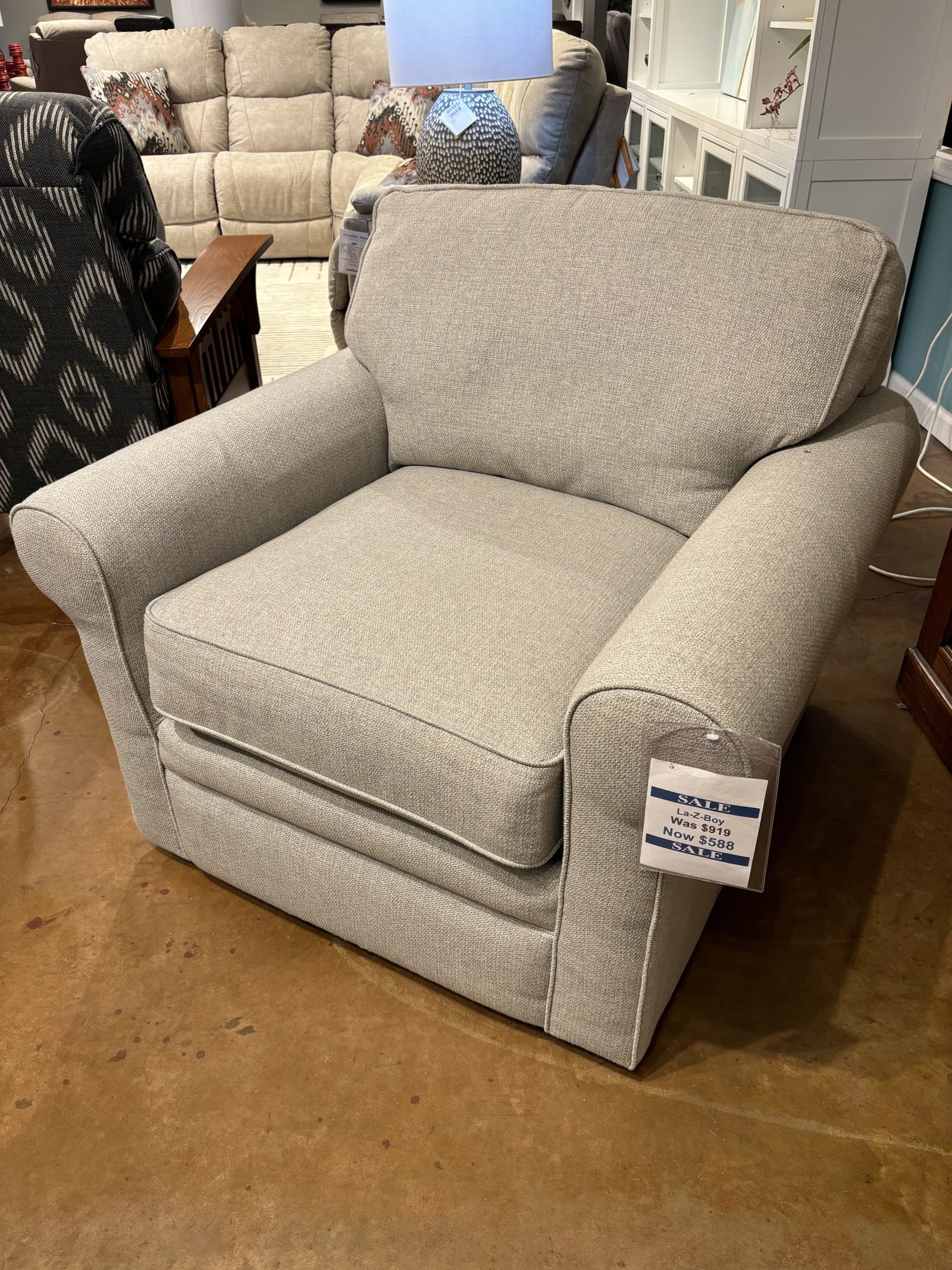 La-Z-Boy 230-494 Collins Chair