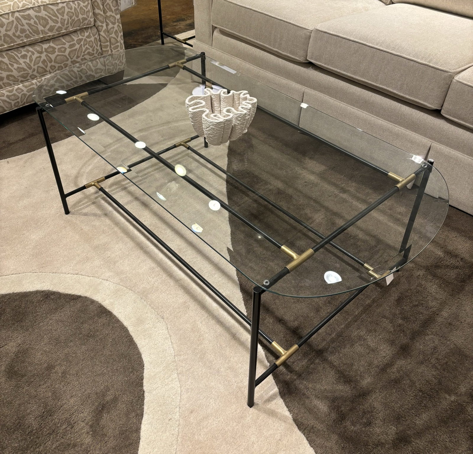 Rowe RR-10790-305/330 Passage Cocktail and End Table