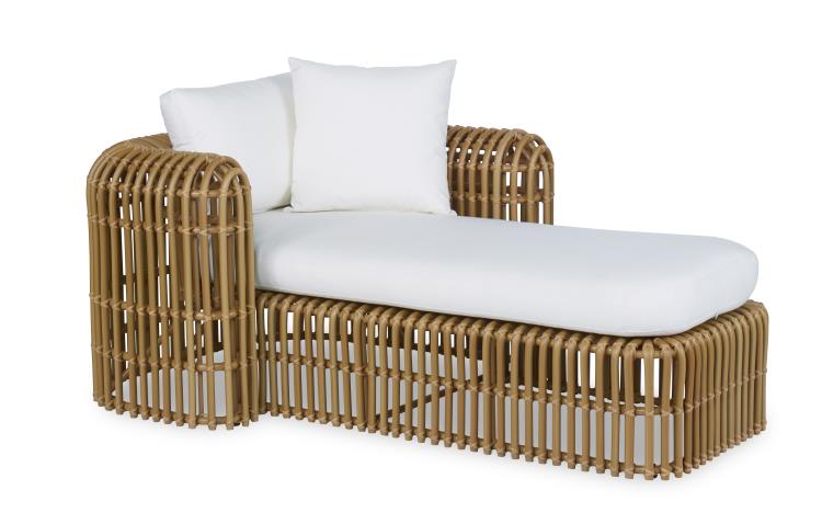 Century Furniture C7-D52-80 Gio Outdoor Raf Chaise