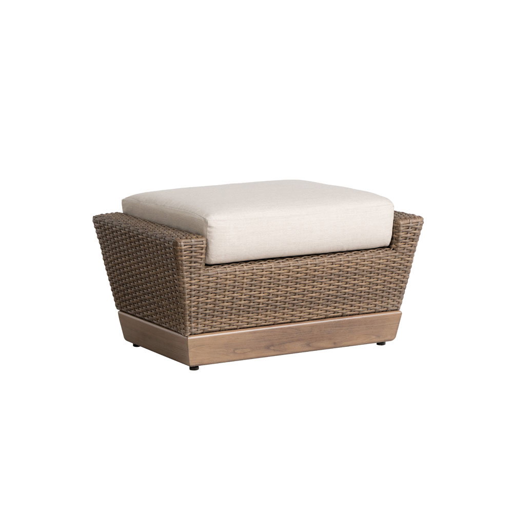 Lloyd Flanders 421017 Charisma Ottoman