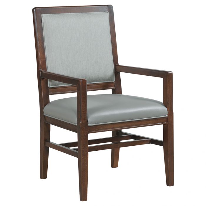 Fairfield Furniture L-8721-04 Brady Arm Chair