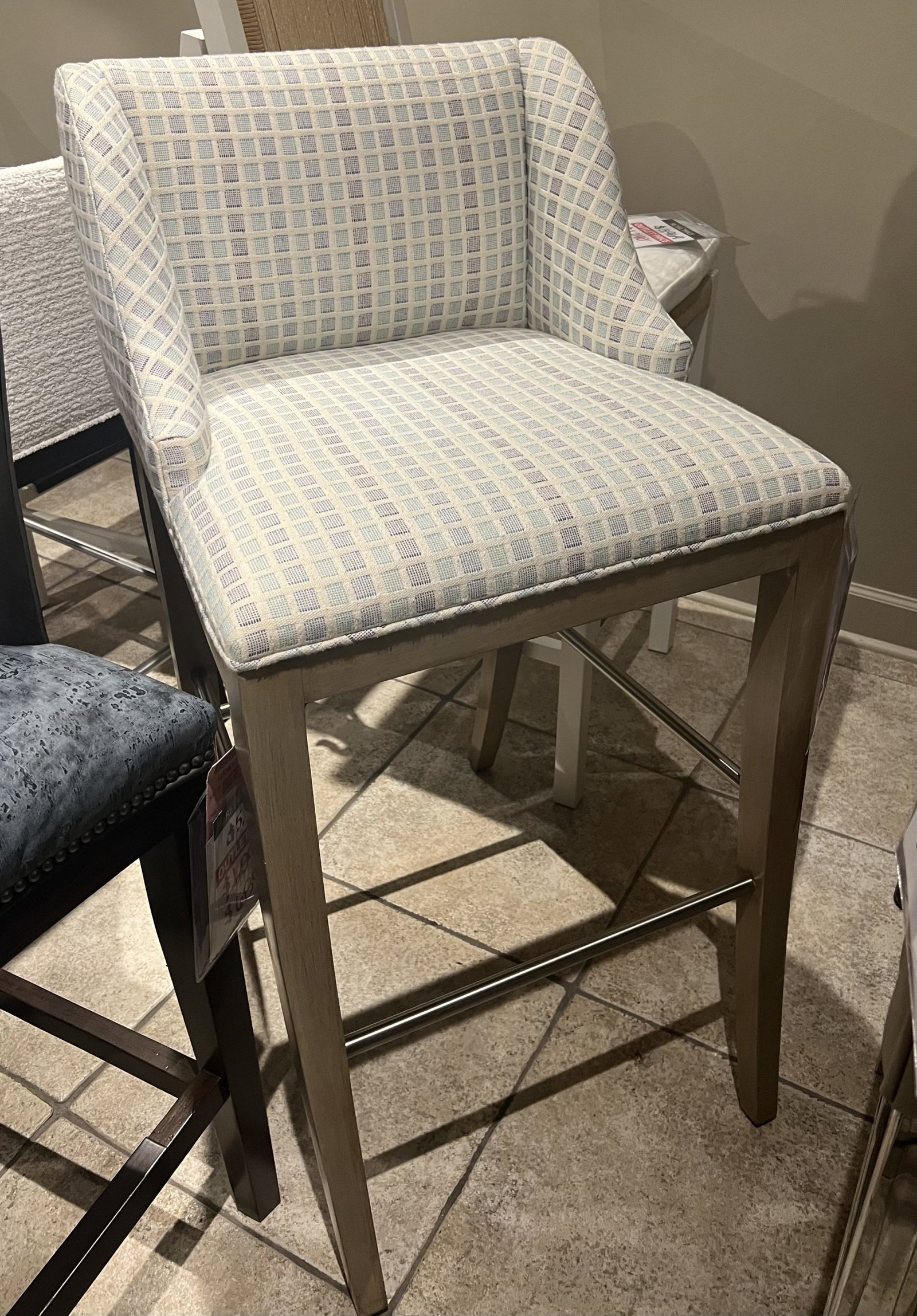 Jessica Charles 99-32 Metro Barstool