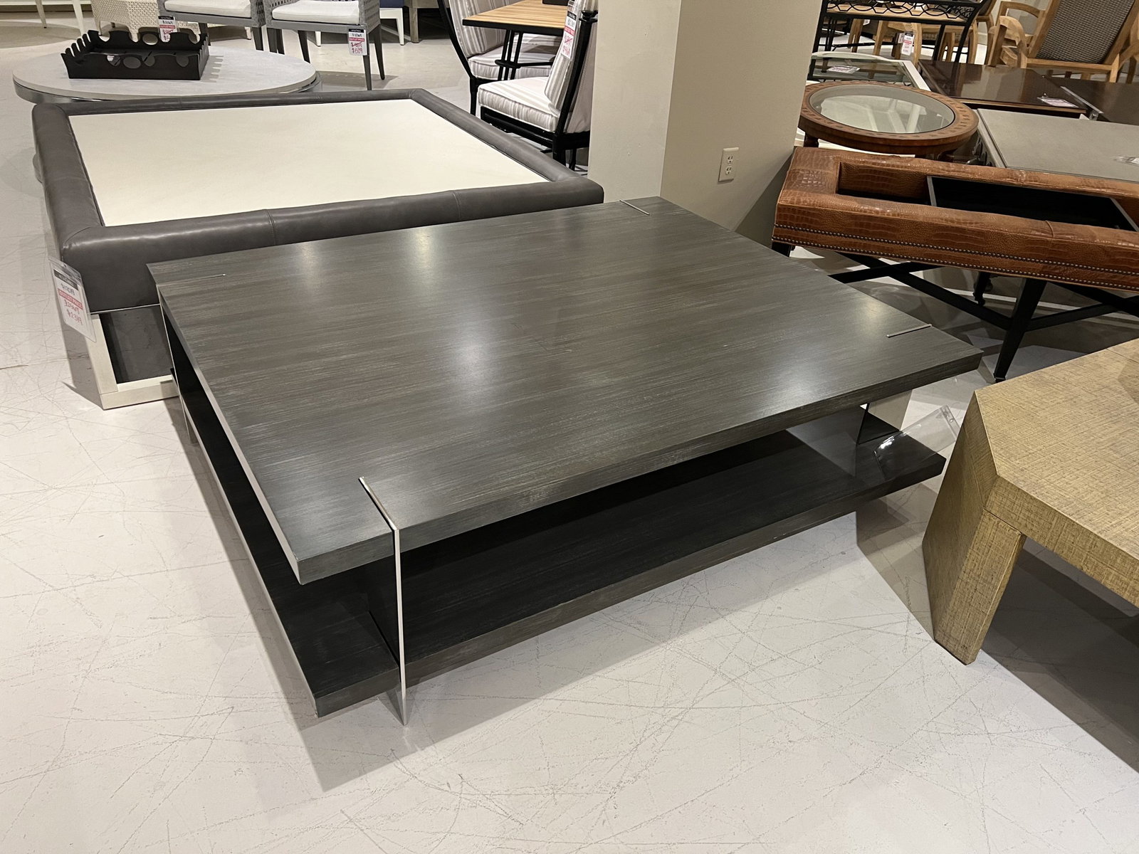 Century CR9-606-4 Drake Cocktail Table