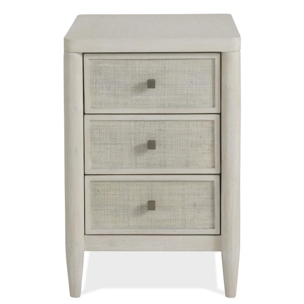 Riverside Furniture 18212 Maren Chairside Table