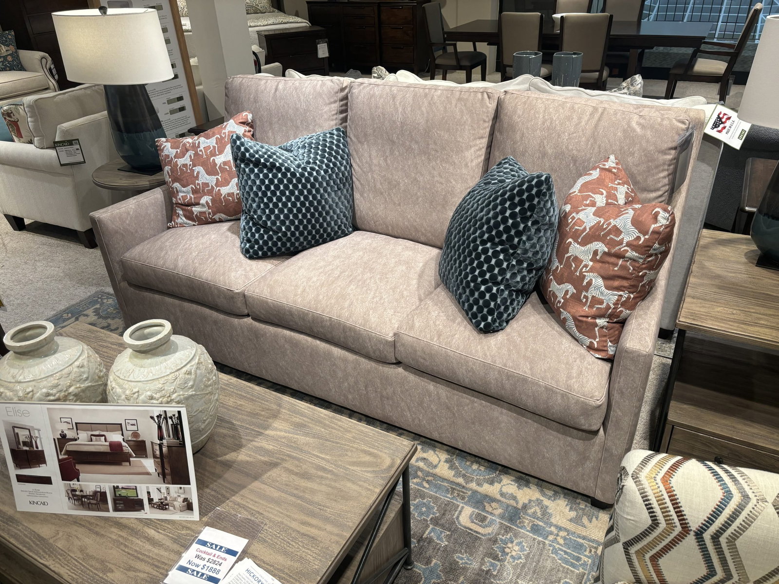 Kincaid 342-86 Ellerey Sofa