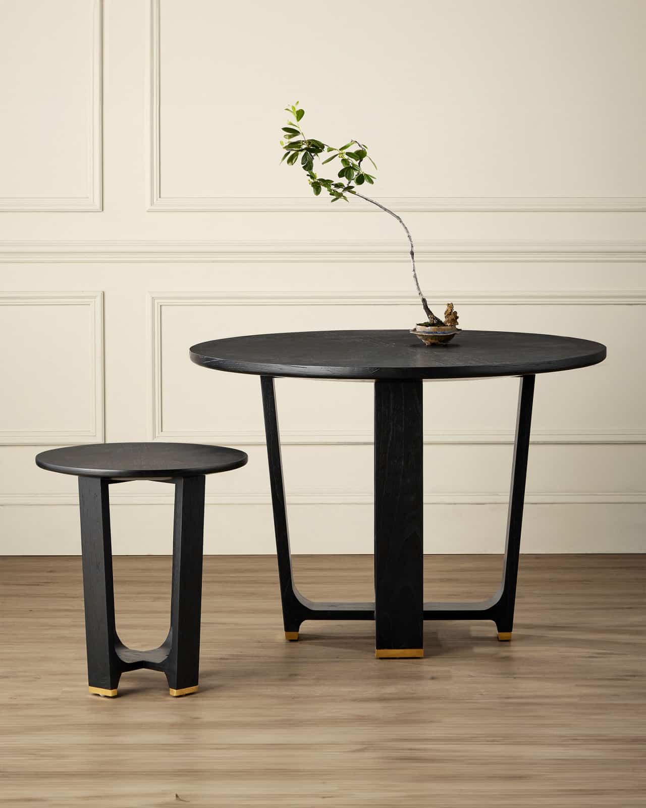 Currey and Company 3000-0259 Blake Black Accent Table Currey and Company 3000-0259 Blake Black Accent Table