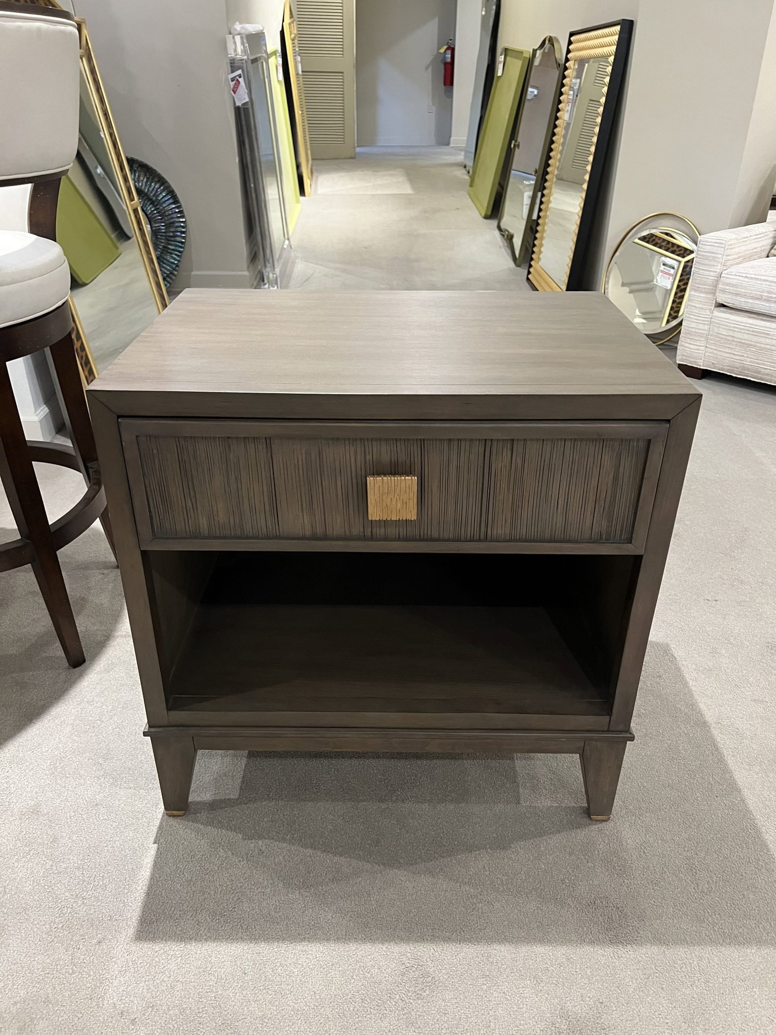 Century CT1010-MK/20 Carlyle 1 Drawer Nightstand Century CT1010-MK/20 Carlyle 1 Drawer Nightstand