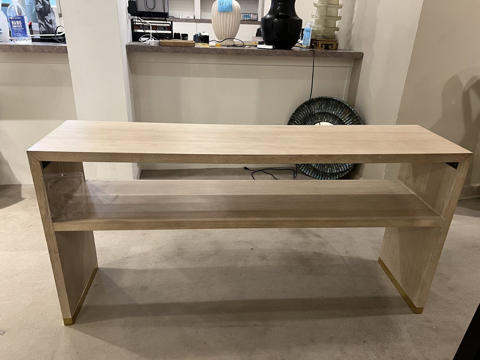 Highland House HH19-631S/10 Samuel Console