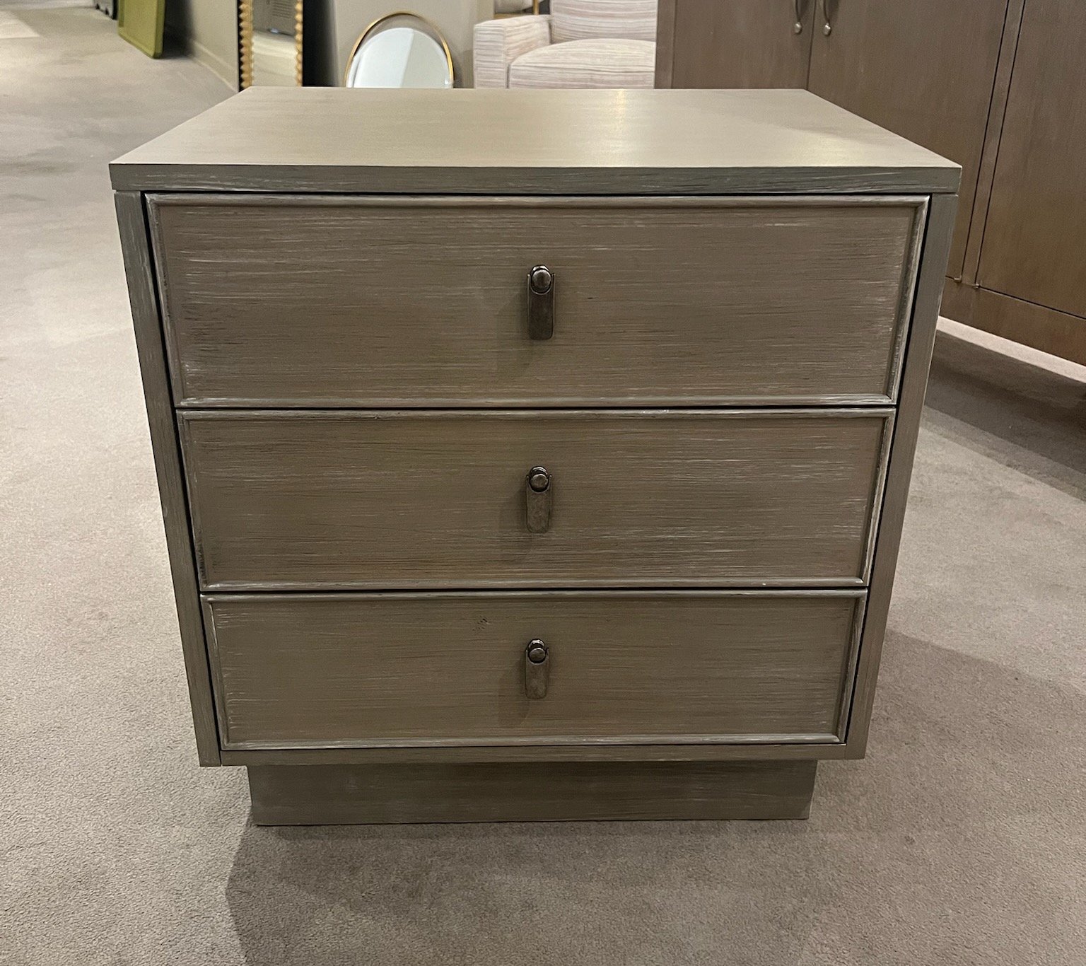 Century CR9-222/70 Details 3 Drawer Dresser