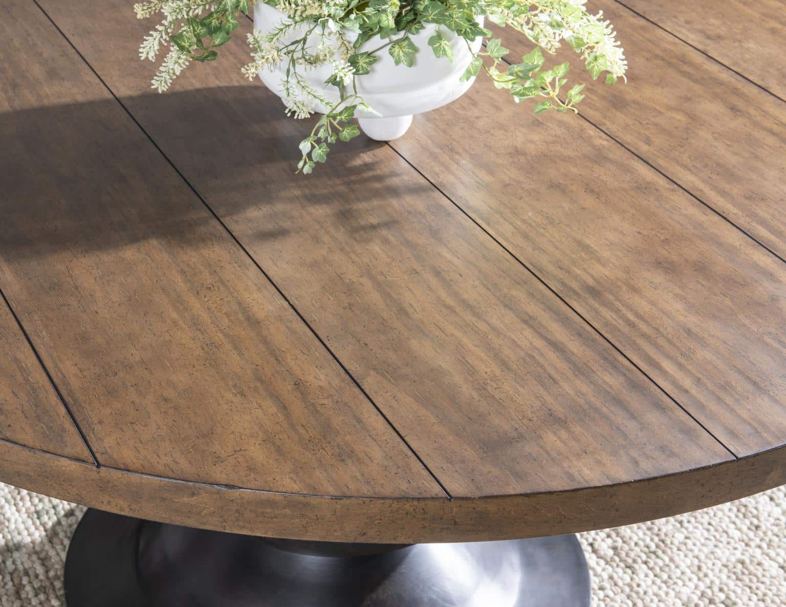 Legacy Classic 3270-520K Complete Round Dining Table Legacy Classic 3270-520K Complete Round Dining Table