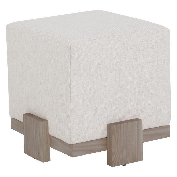 Fairfield 1602-17 Bailey Pouf