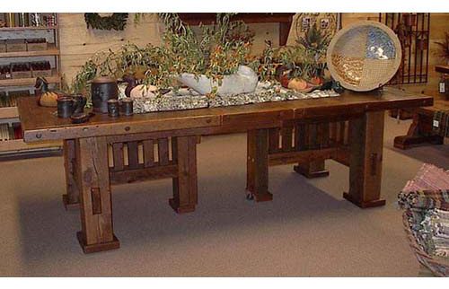 Green Gables Furniture 7034 Stony Brooke Extension Table 10-13 ft
