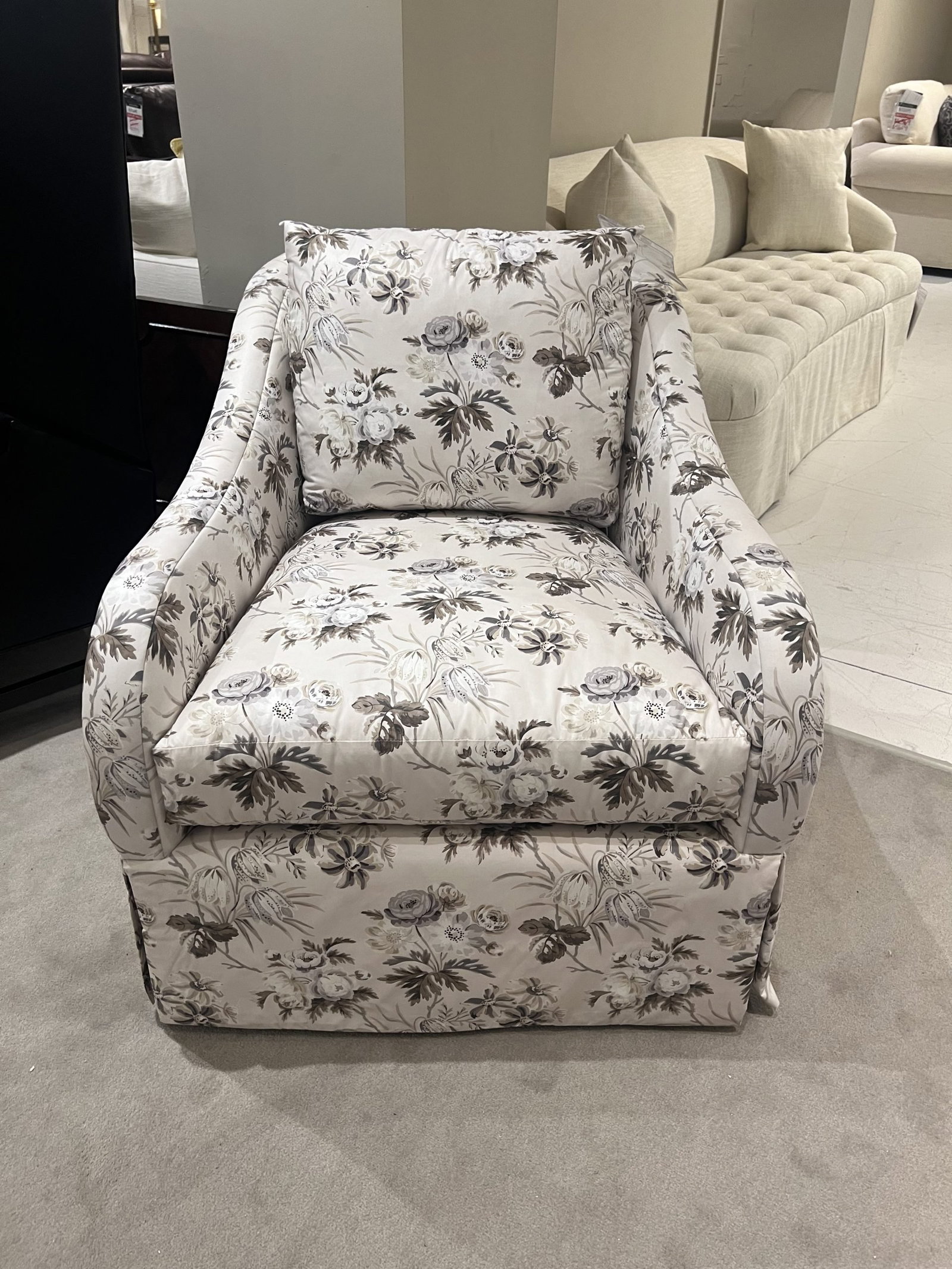 Highland House 2013/140 Marcel Skirted Chair