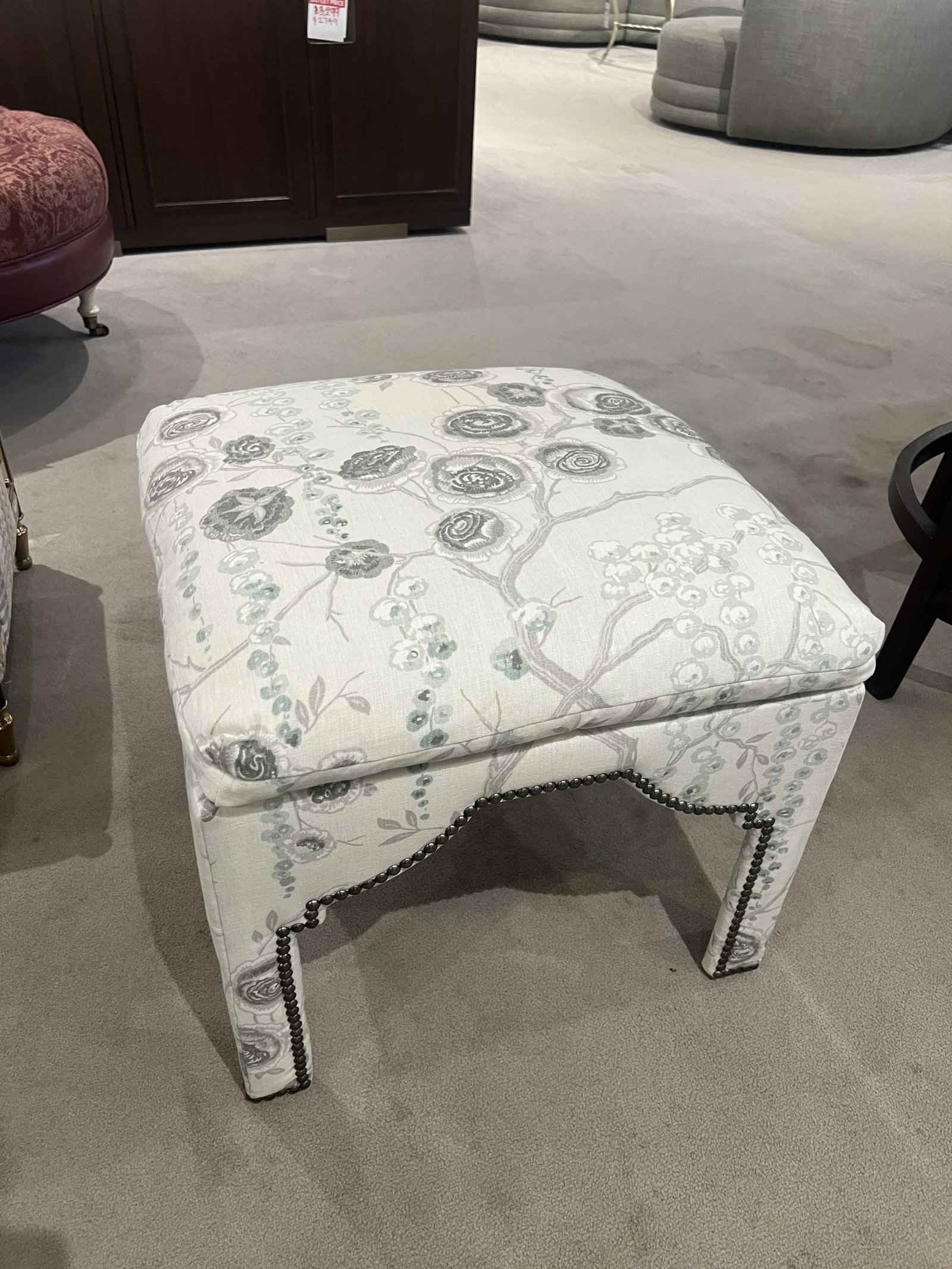 Century I2-33-1054/220 Donna Bench