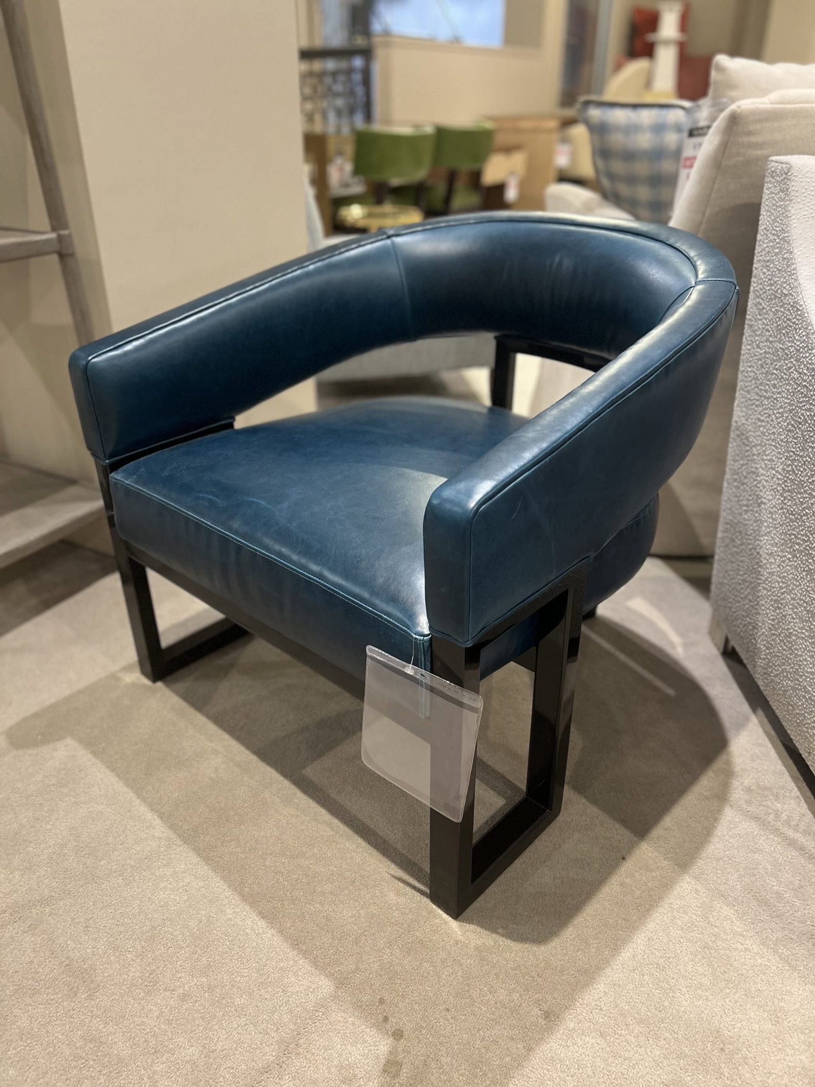 Hancock and Moore 6686-1/133 Elon Chair