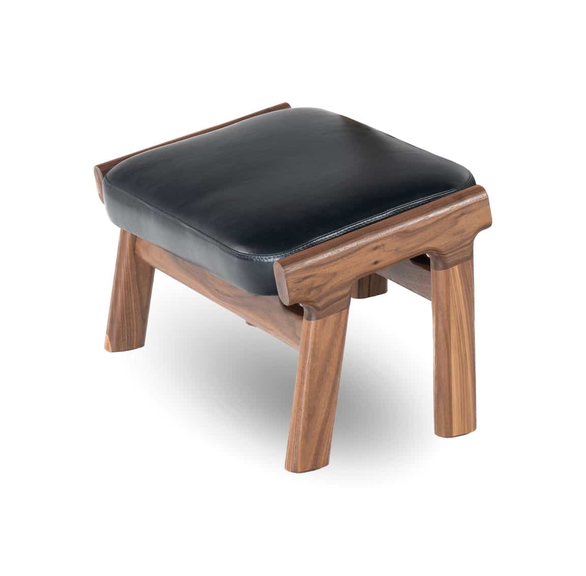 Charleston Forge MD9200 Obispo Ottoman