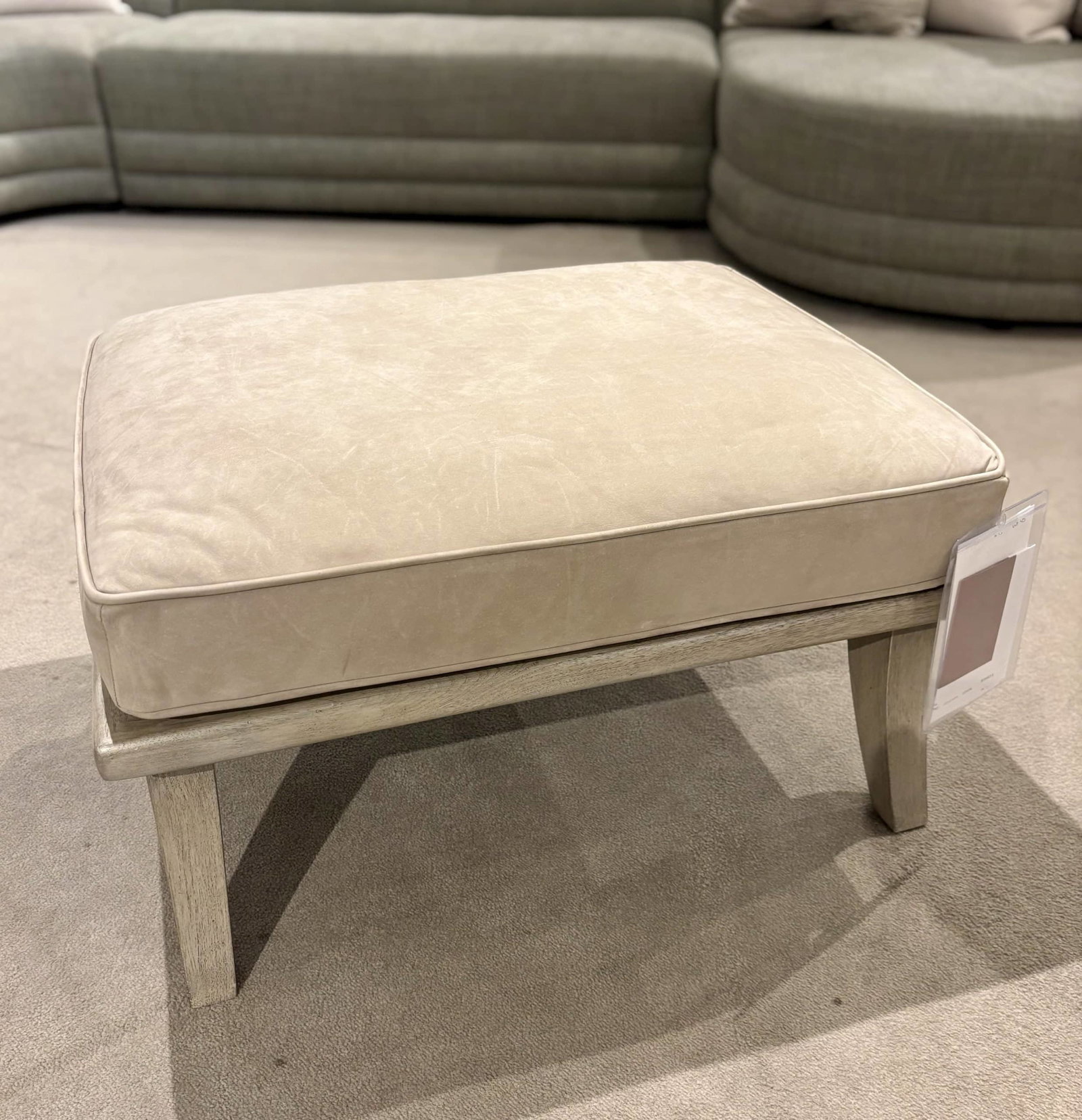 Hickory Chair HC3426-29/90 Delfern Ottoman