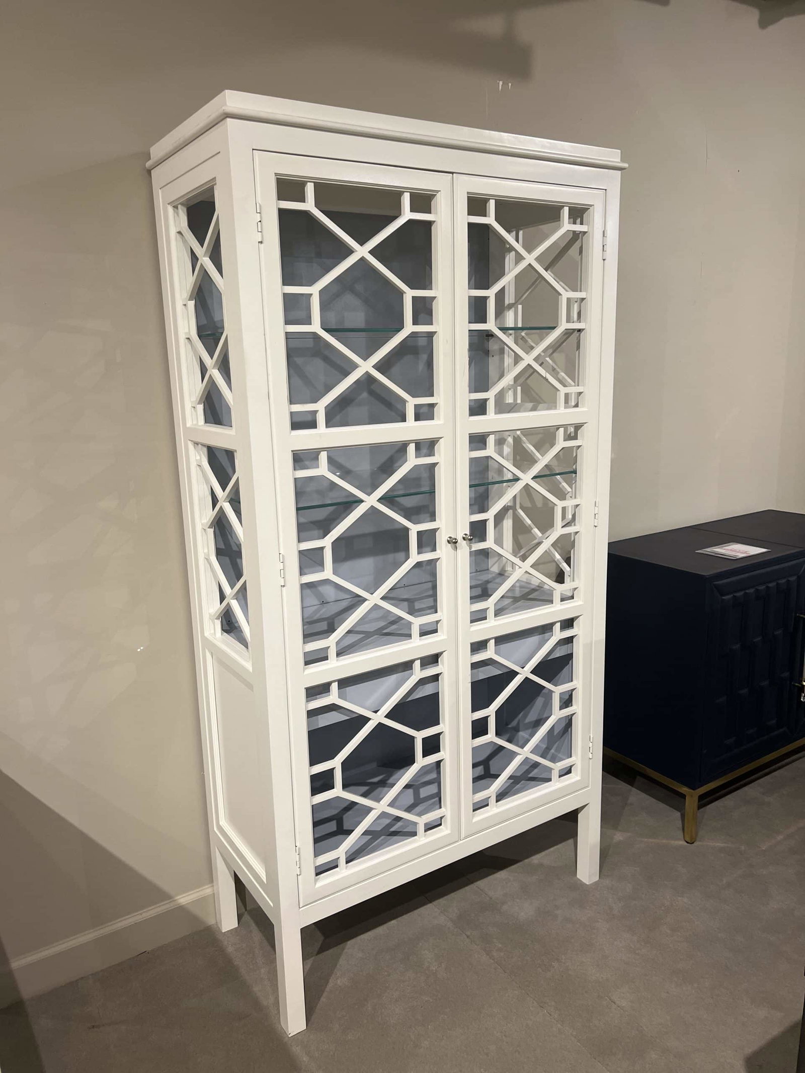 Highland House HH26-212/10 Park Ave Cabinet