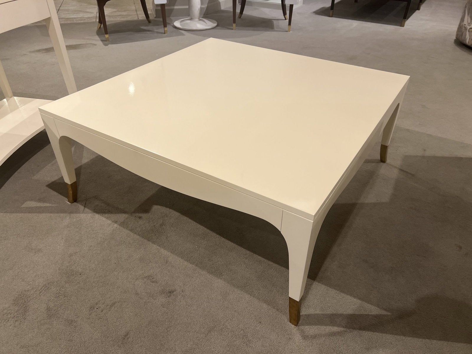 Highland House HH19-650C/20 Clarke Cocktail Table