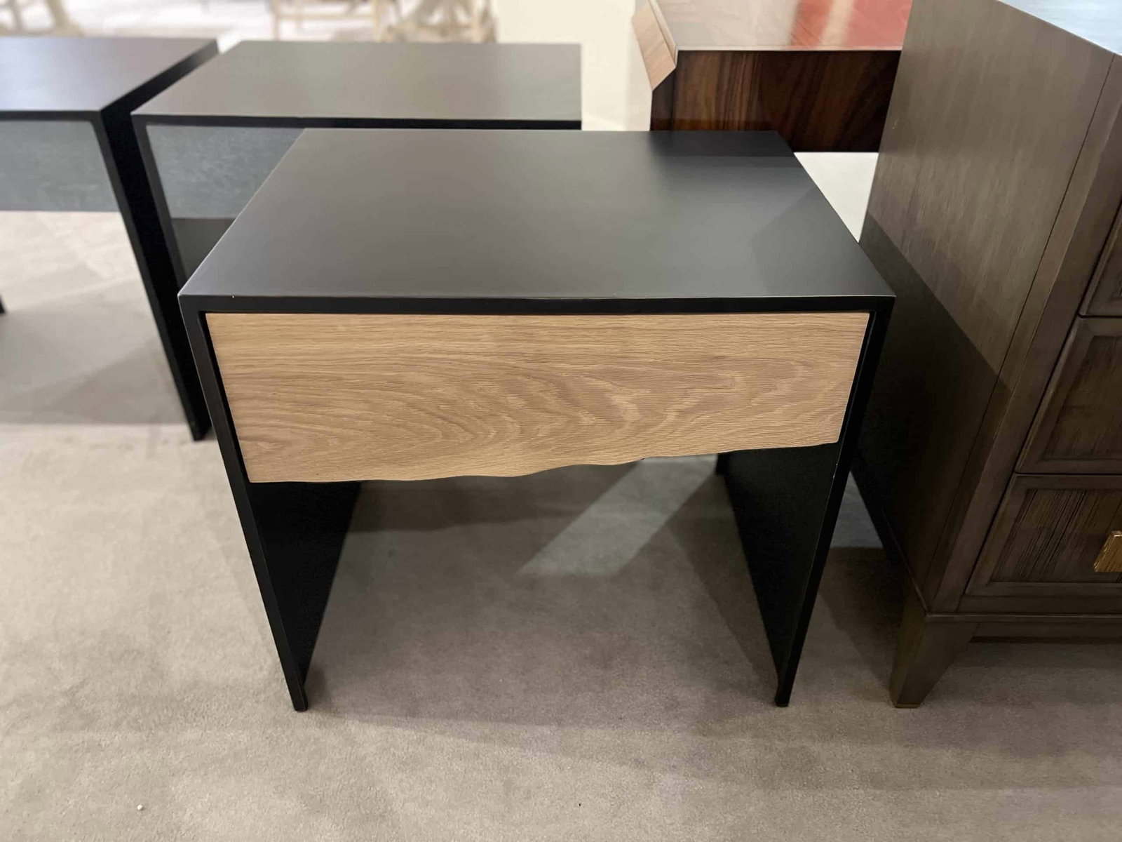 Century SF6210/160 Open Sky Side Table Natural