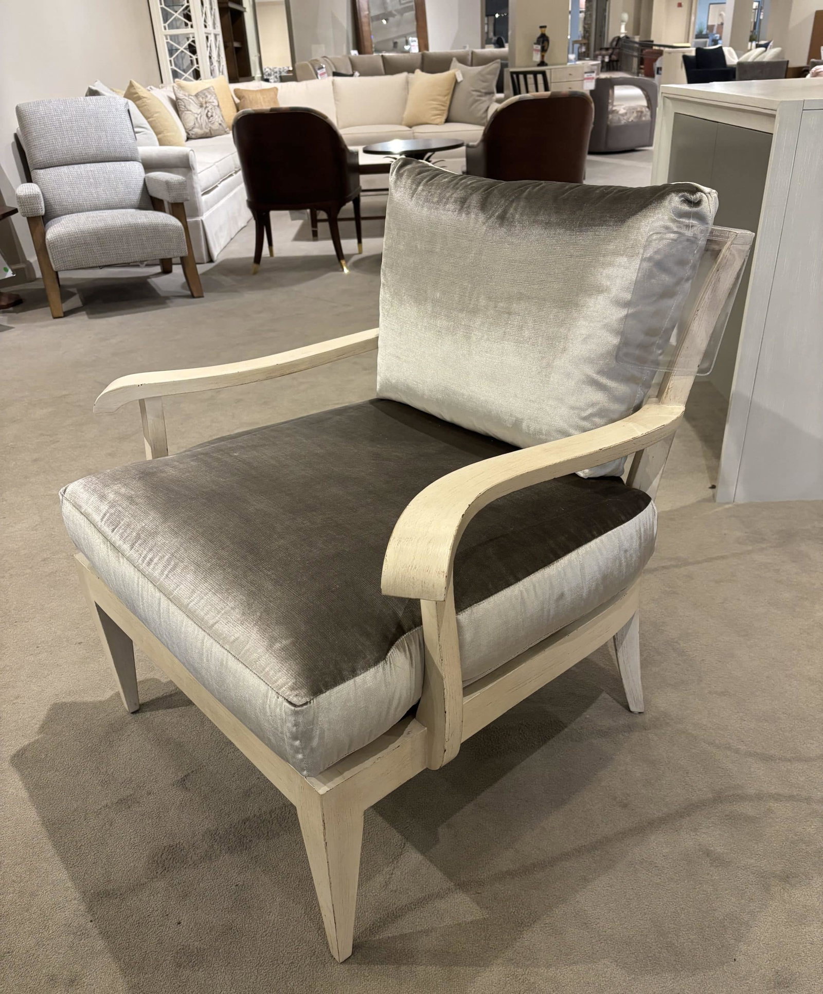 Century 11-2153/190 Valyn Chair