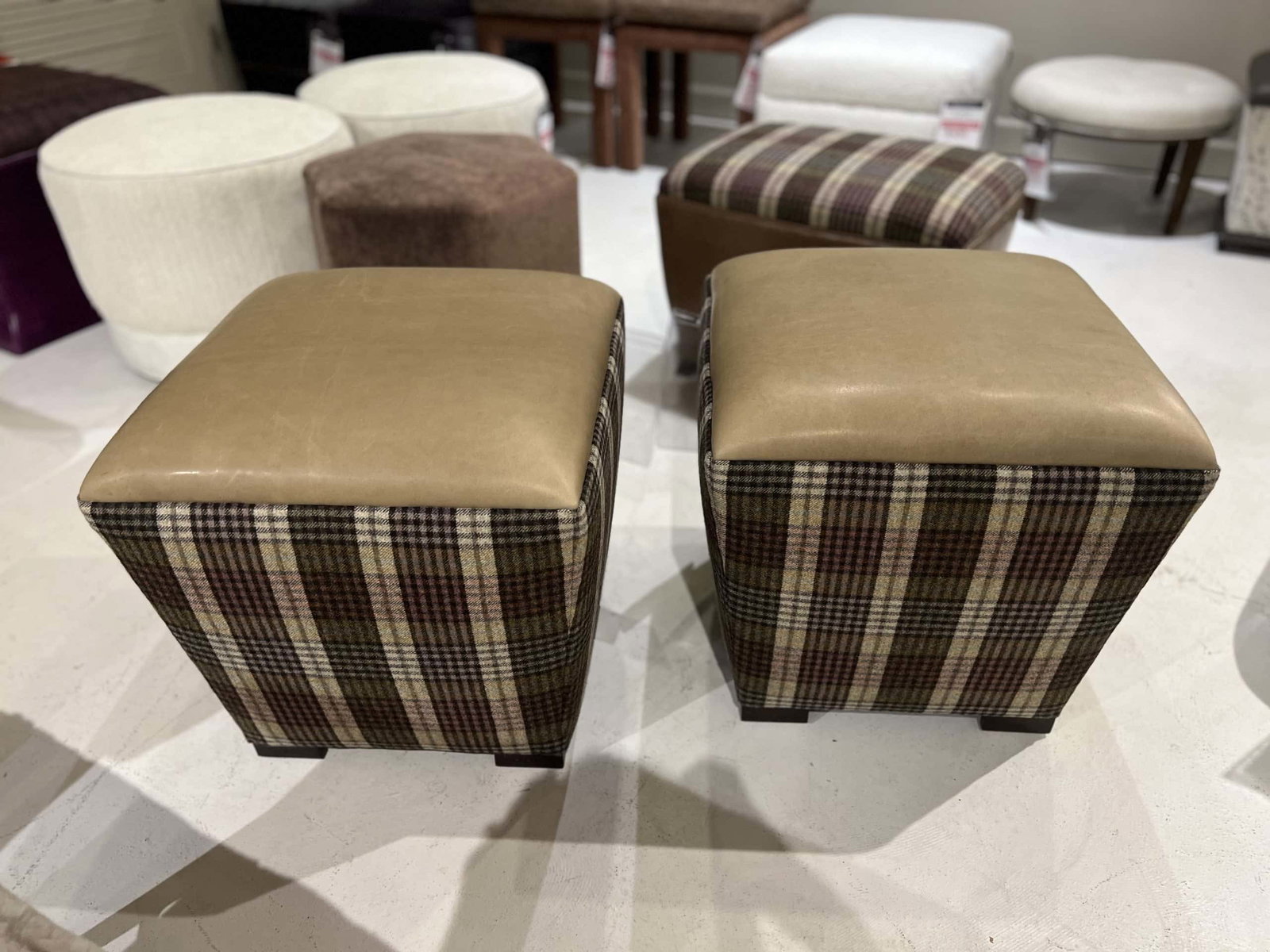 Hancock and Moore 5423/385,386 Achieve Ottoman