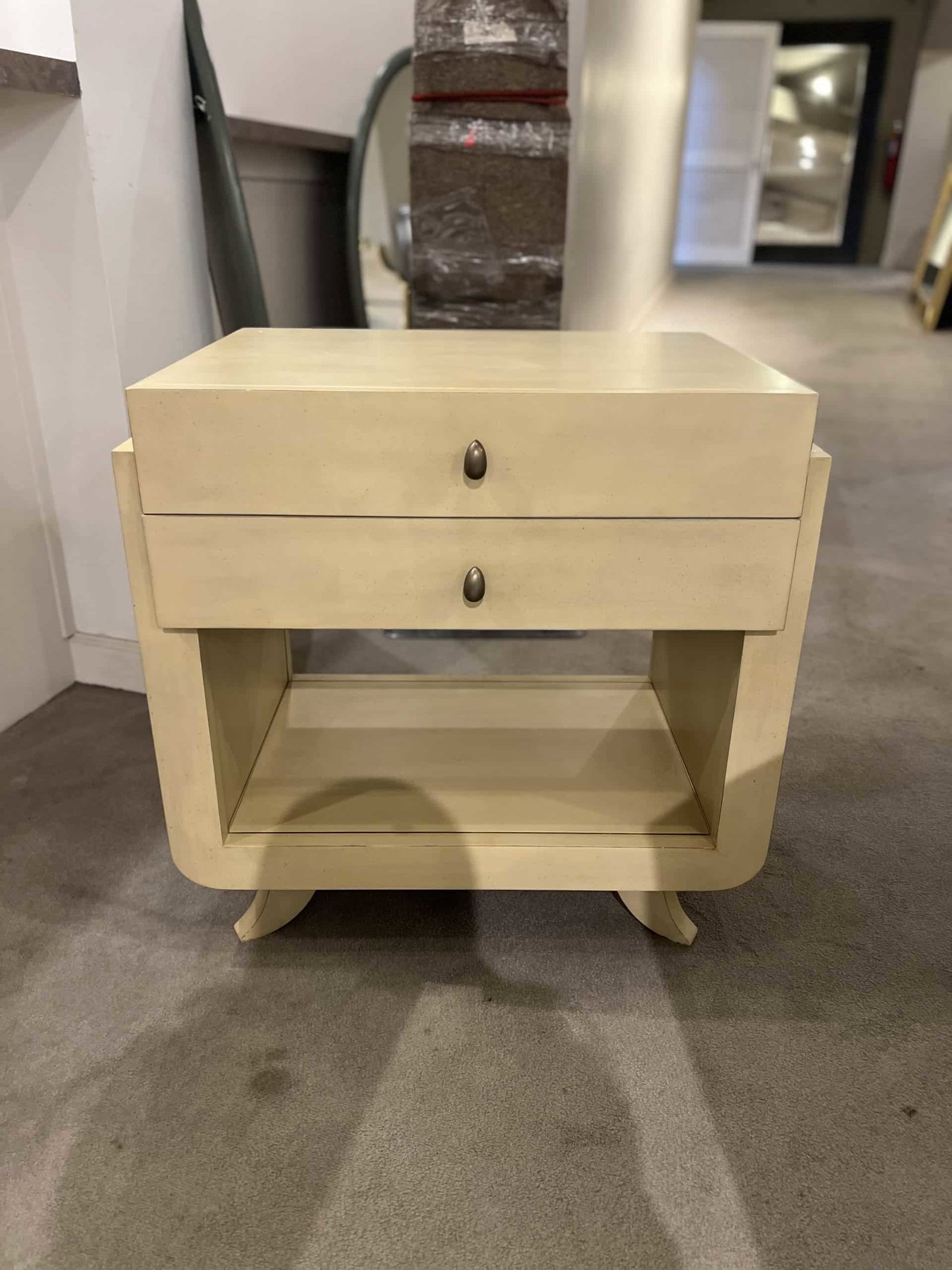 Hickory Chair HC8566-70/270 Dove Nightstand