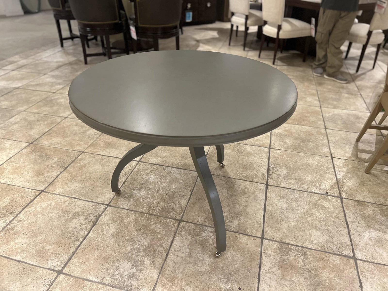 Hickory Chair HC184,185-71/80,90 Ingold Center Pedestal Table