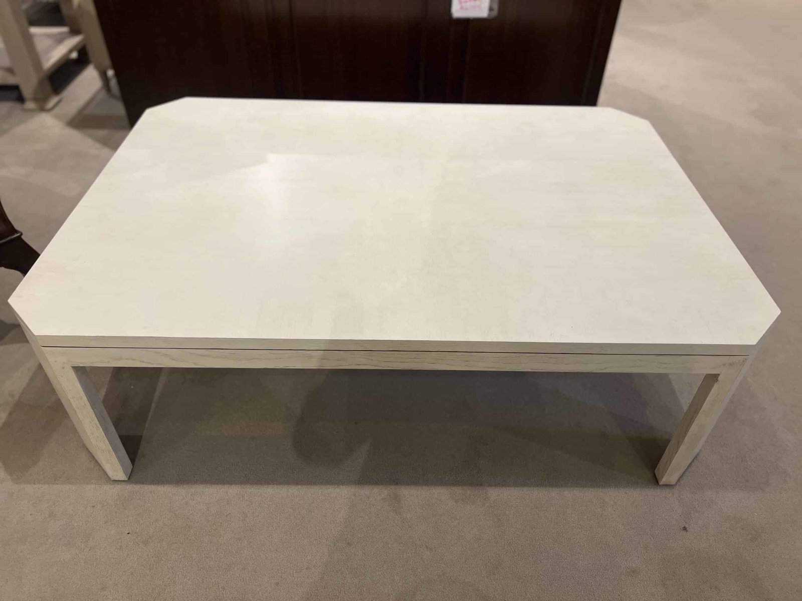 Highland House HH19-748C/30 Luther Cocktail Table