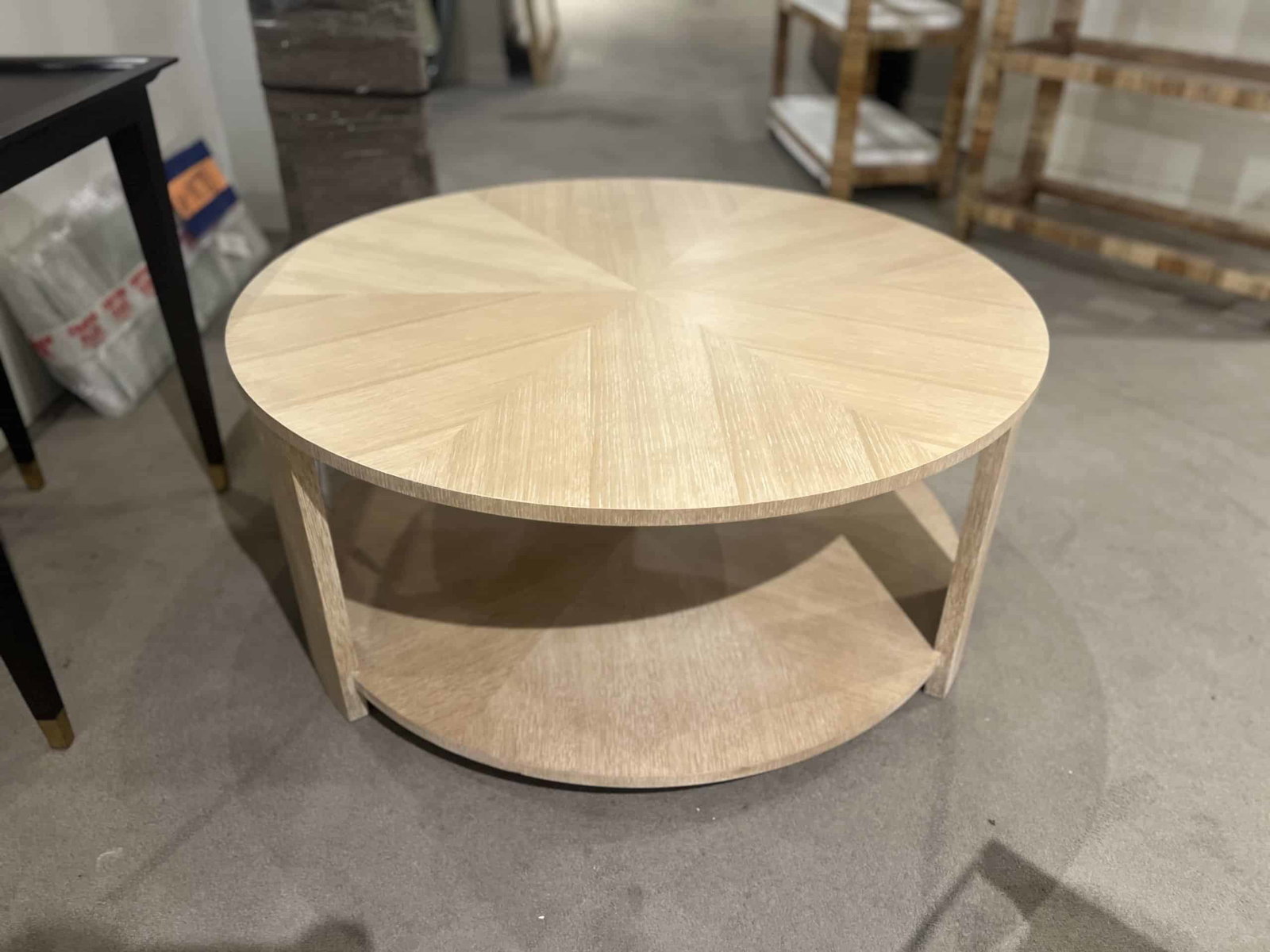 Highland House HH26-246/40 Spencer Cocktail Table