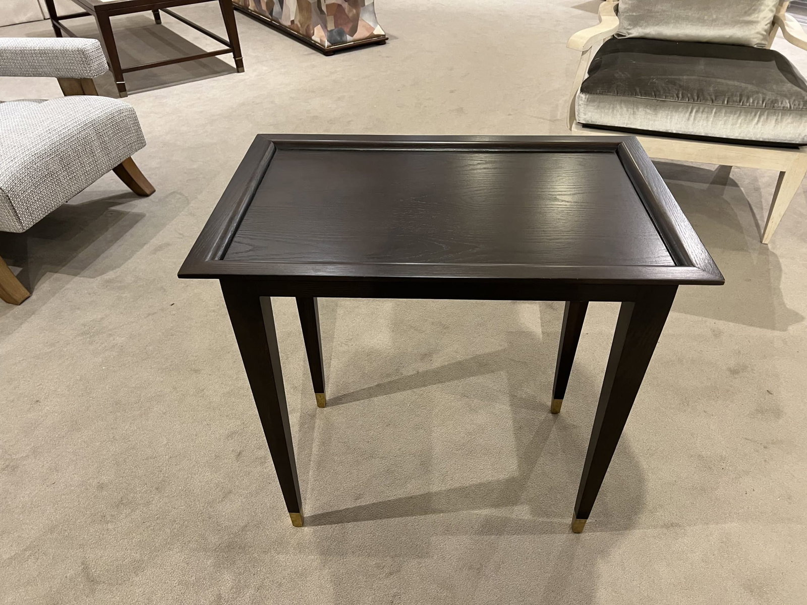 Century 899-625/170 Maison Side Table Century 899-625/170 Maison Side Table