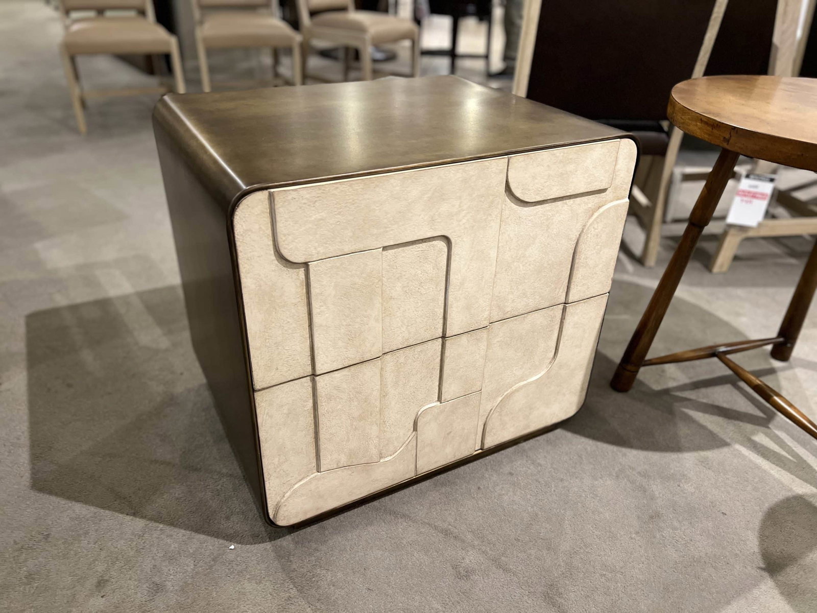 Maitland-Smith 8428-32/230 Hugo Side Table