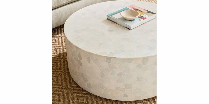 Bassett Furniture 6307-0605 Corsica Indoor and Outdoor Round Cocktail Table Bassett Furniture 6307-0605 Corsica Indoor and Outdoor Round Cocktail Table