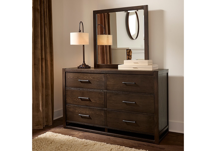 Vaughan Bassett 840-002 6 Drawer Dresser In Dark Oak